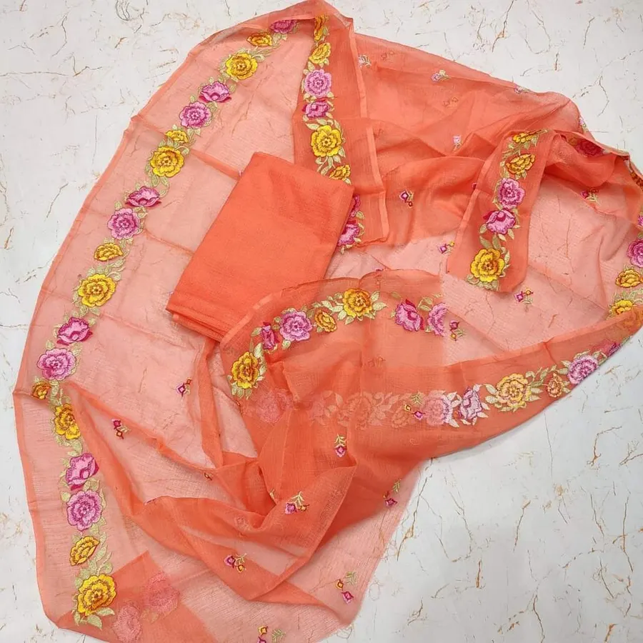 Classic Kota Doria Saree – Light, Airy & Perfect for Daily Elegance